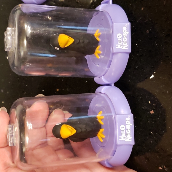 6 Hello Neighbor 2" Collectible Figures - Picture 2 of 7